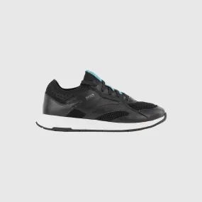 Sneakers à semelle gravée